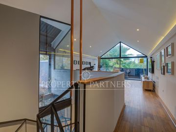 Moderna y elegante casa en sector privilegiado de Pedro de Valdivia Norte