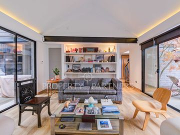 Moderna y elegante casa en sector privilegiado de Pedro de Valdivia Norte