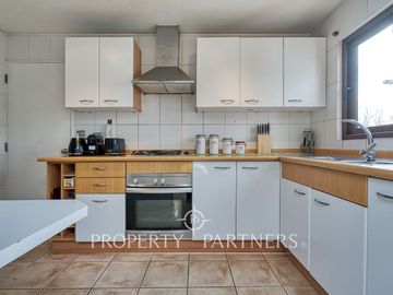 Venta de hermosa casa en condominio en Quebrada de Macul, Peñalolén