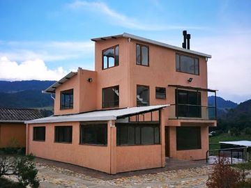 VENTA de CASAS en LA CALERA