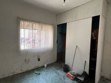 DEPARTAMENTO MUY CENTRICO EN COLONIA ALGARIN