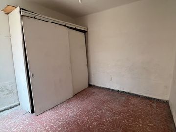 DEPARTAMENTO MUY CENTRICO EN COLONIA ALGARIN