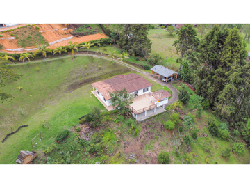 Finca Independiente Sector Mampuesto