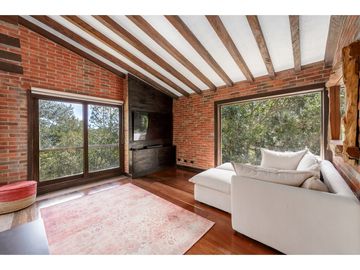 Casa en Venta en Envigado Sector Loma del Escobero