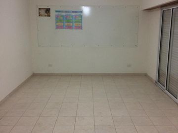 Casas en venta - 8 Dormitorios 2 Baños - Cocheras - 350Mts2 - Miramar