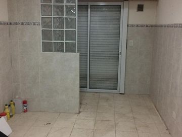 Casas en venta - 8 Dormitorios 2 Baños - Cocheras - 350Mts2 - Miramar