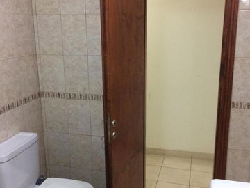 Casas en venta - 8 Dormitorios 2 Baños - Cocheras - 350Mts2 - Miramar