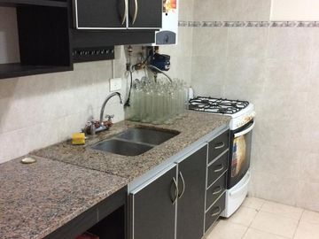 Casas en venta - 8 Dormitorios 2 Baños - Cocheras - 350Mts2 - Miramar