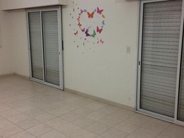 Casas en venta - 8 Dormitorios 2 Baños - Cocheras - 350Mts2 - Miramar