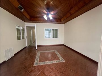 Casa en CAMPO LINDBERGH ALQUILER Y VENTA - PANAMA