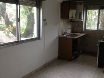Departamento Tipo Casa en venta en Lanus Oeste