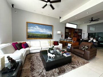 Residencia en VENTA en el CIELO COUNTRY CLUB, Tlajomulco de Zuñiga