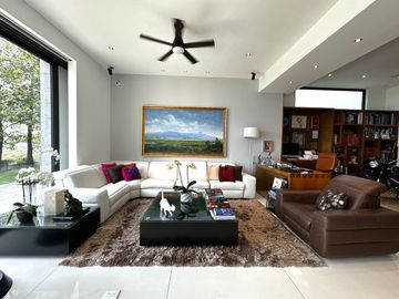 Residencia en VENTA en el CIELO COUNTRY CLUB, Tlajomulco de Zuñiga
