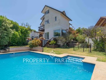 Venta de acogedora casa en Bosques de Montemar, Concón