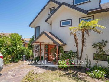 Venta de acogedora casa en Bosques de Montemar, Concón