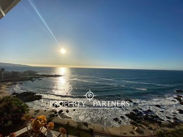 Departamento en primera linea playa Cochoa