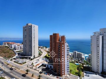 Amplio departamento con linda vista al mar