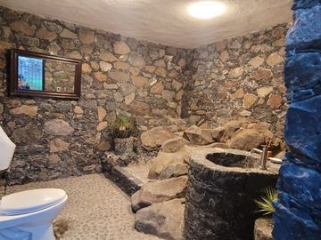 PRECIOSA CASA EN VENTA EN BALCONES JURIQUILLA !!