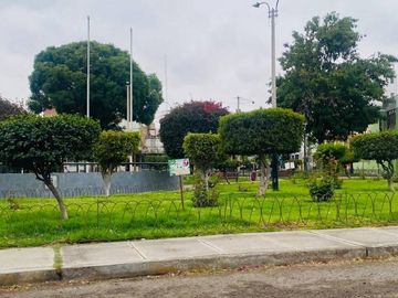 EN VENTA CASA CENTRICA