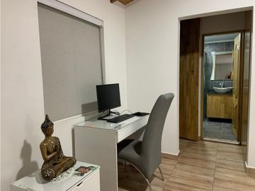 FINCA CON EXCELENTE VISTA EN COCORNA, SECTOR EL SOCORRO.