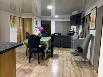 FINCA CON EXCELENTE VISTA EN COCORNA, SECTOR EL SOCORRO.