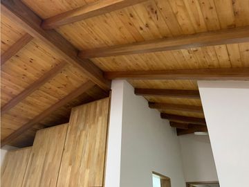 FINCA CON EXCELENTE VISTA EN COCORNA, SECTOR EL SOCORRO.