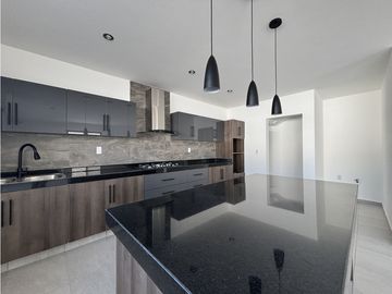 Casa en venta en san juan del rio en fraccionamiento
