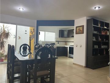 CASA EN VENTA EN FRACCIONAMIENTO DE SAN JUAN DEL RIO