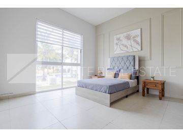 AMAZING FURNITURE APARTMENT AT OCEAN 3 PLAYA BLANCA. N555