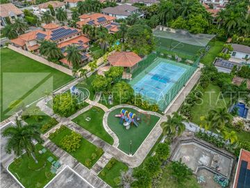 VENTA - CASA - AMOBLADA - COSTA DEL ESTE