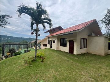 CASA CAMPESTRE EN ALTOS DEL MARIA 2408M2 cv