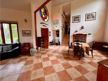 CASA CAMPESTRE EN ALTOS DEL MARIA 2408M2 cv