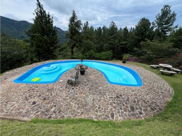 CASA CAMPESTRE EN ALTOS DEL MARIA 2408M2 cv