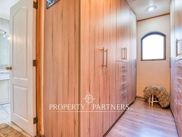 Cómoda casa en loteo con acceso controlado
