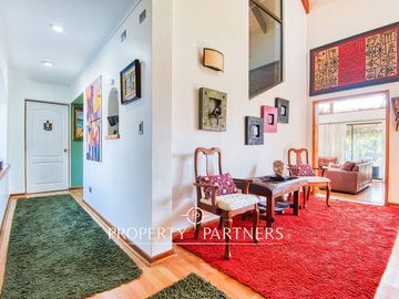Cómoda casa en loteo con acceso controlado