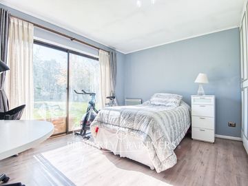 Cómoda casa en loteo con acceso controlado
