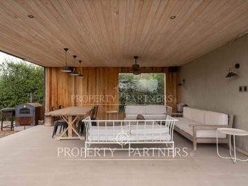 Amplia parcela en exclusivo condominio de Santa Rita