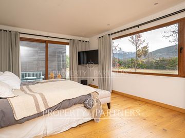 Amplia parcela en exclusivo condominio de Santa Rita