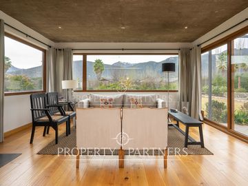 Amplia parcela en exclusivo condominio de Santa Rita