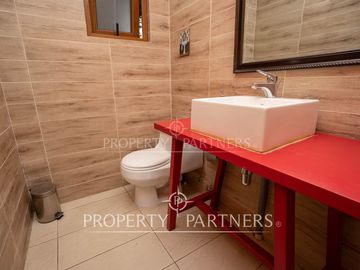 Amplia parcela en exclusivo condominio de Santa Rita