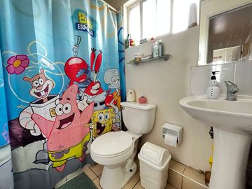 Cómoda casa de 2 niveles en  Ciudad del Sol