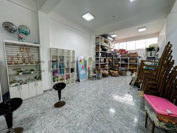 LOCAL INDUSTRIAL  VENTA ZONIFICACIÓN ZRE - OVALO CENTENARIO AV ARGENTINA CALLAO