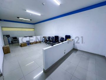 LOCAL INDUSTRIAL  VENTA ZONIFICACIÓN ZRE - OVALO CENTENARIO AV ARGENTINA CALLAO
