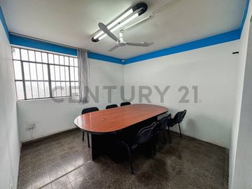 LOCAL INDUSTRIAL  VENTA ZONIFICACIÓN ZRE - OVALO CENTENARIO AV ARGENTINA CALLAO