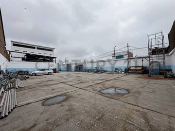 LOCAL INDUSTRIAL  VENTA ZONIFICACIÓN ZRE - OVALO CENTENARIO AV ARGENTINA CALLAO