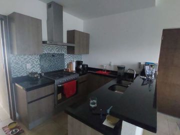 Departamento  en Paraíso Country Club Emiliano Zapata - LLR-125-De