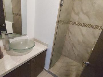 Departamento  en Paraíso Country Club Emiliano Zapata - LLR-125-De