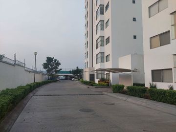 Departamento  en Paraíso Country Club Emiliano Zapata - LLR-125-De