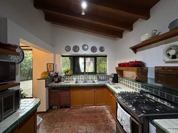 Casa en Pueblo Santa María Ahuacatitlán