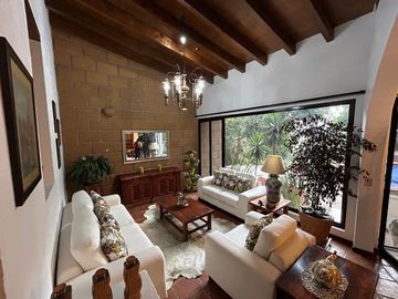 Casa en Pueblo Santa María Ahuacatitlán